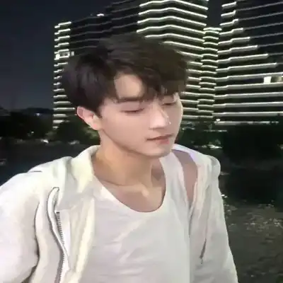 成柏哲